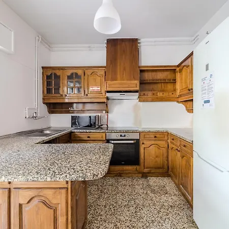 Urban Moura Flat By House And People ブラガ