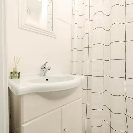 Διαμέρισμα Urban Moura Flat By House And People Μπράγκα