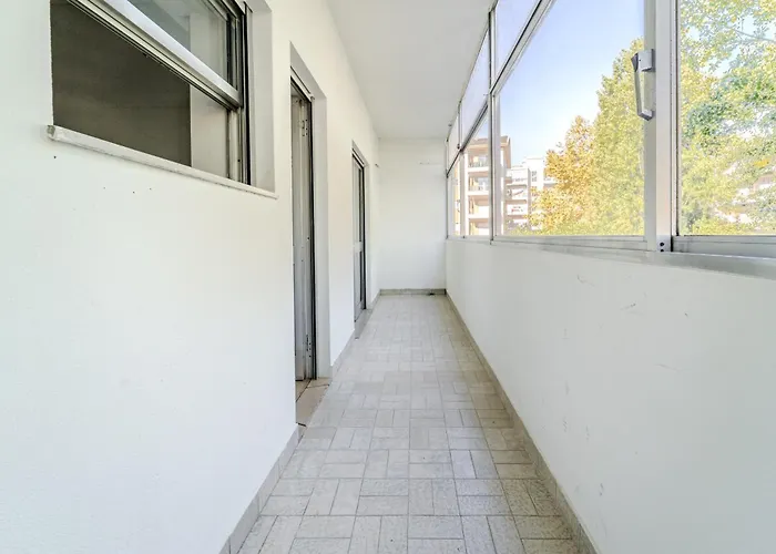 アパート Urban Moura Flat By House And People